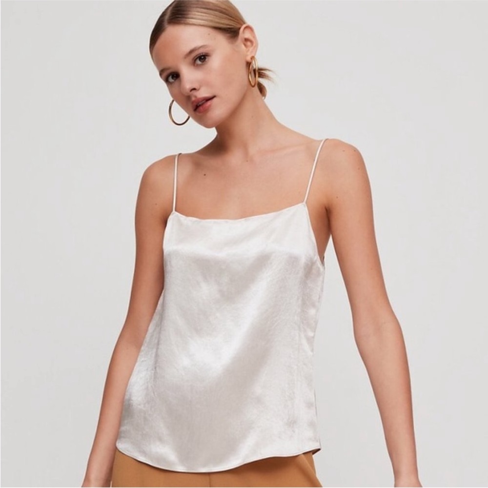aritzia babaton champagne satin camisole🤍